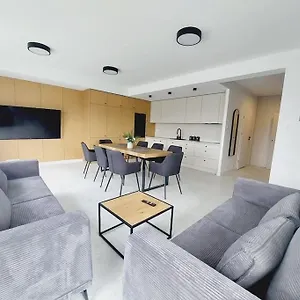 Przestronny Apartament, Ogrodek, Miejsca Postojowe W Garazu Kraków